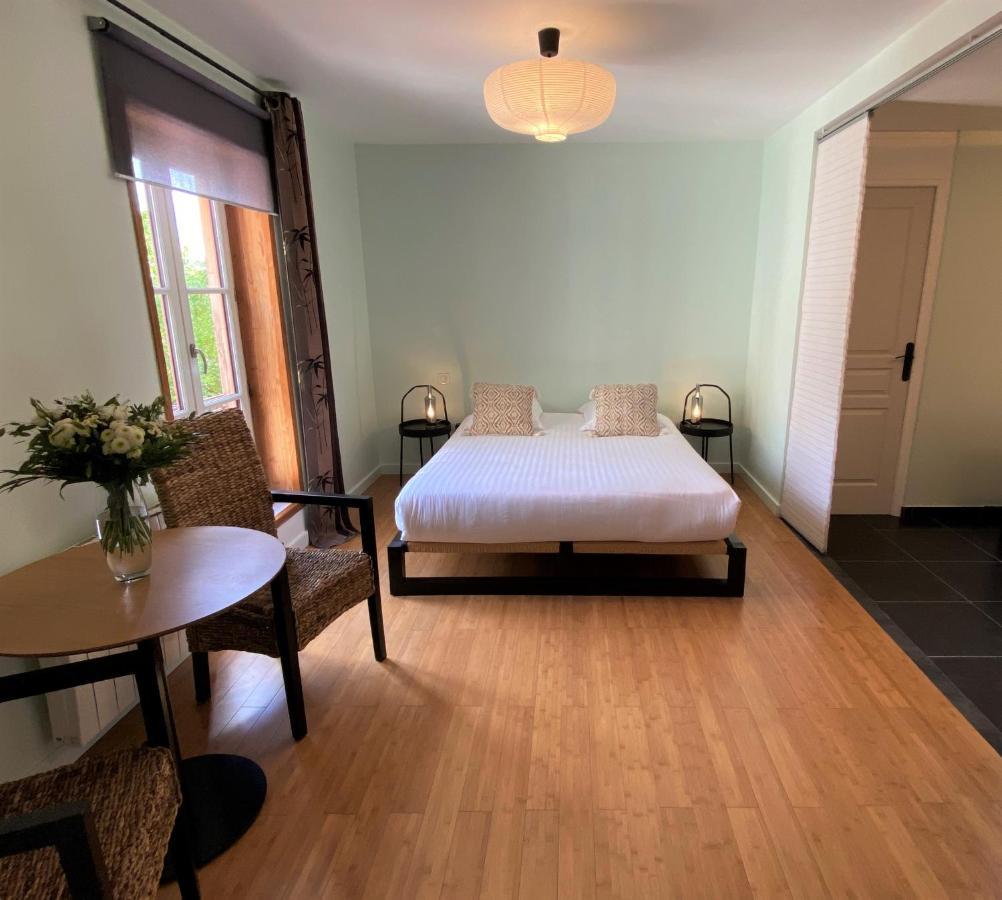 A L'Ombre D'Azay - Demeure D'Hotes - Guesthouse エクステリア 写真